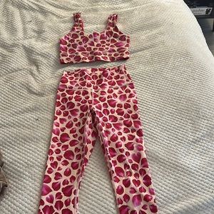 Fabletics Limited Edition Heart Set ✨